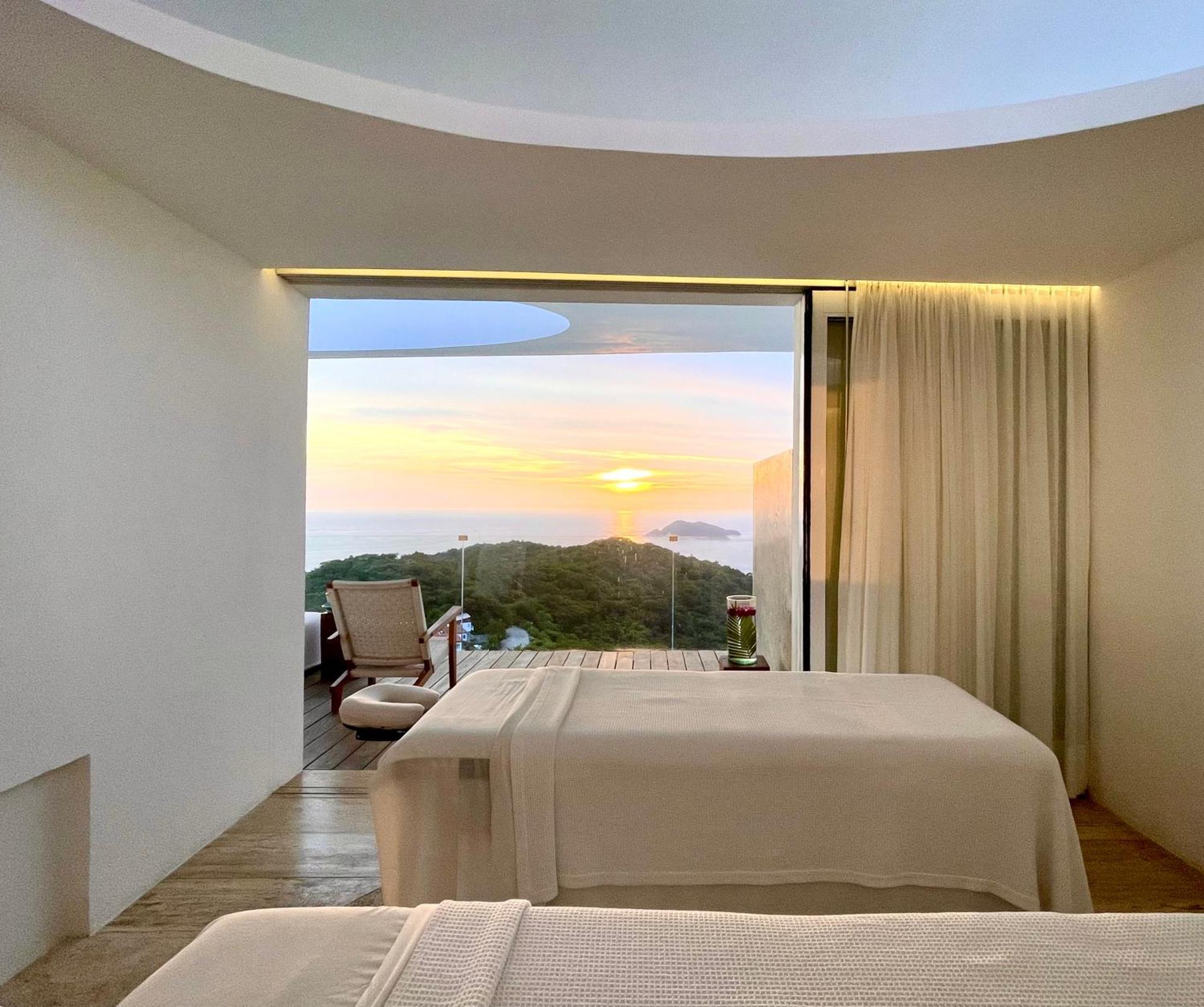 Encanto Acapulco Exterior photo