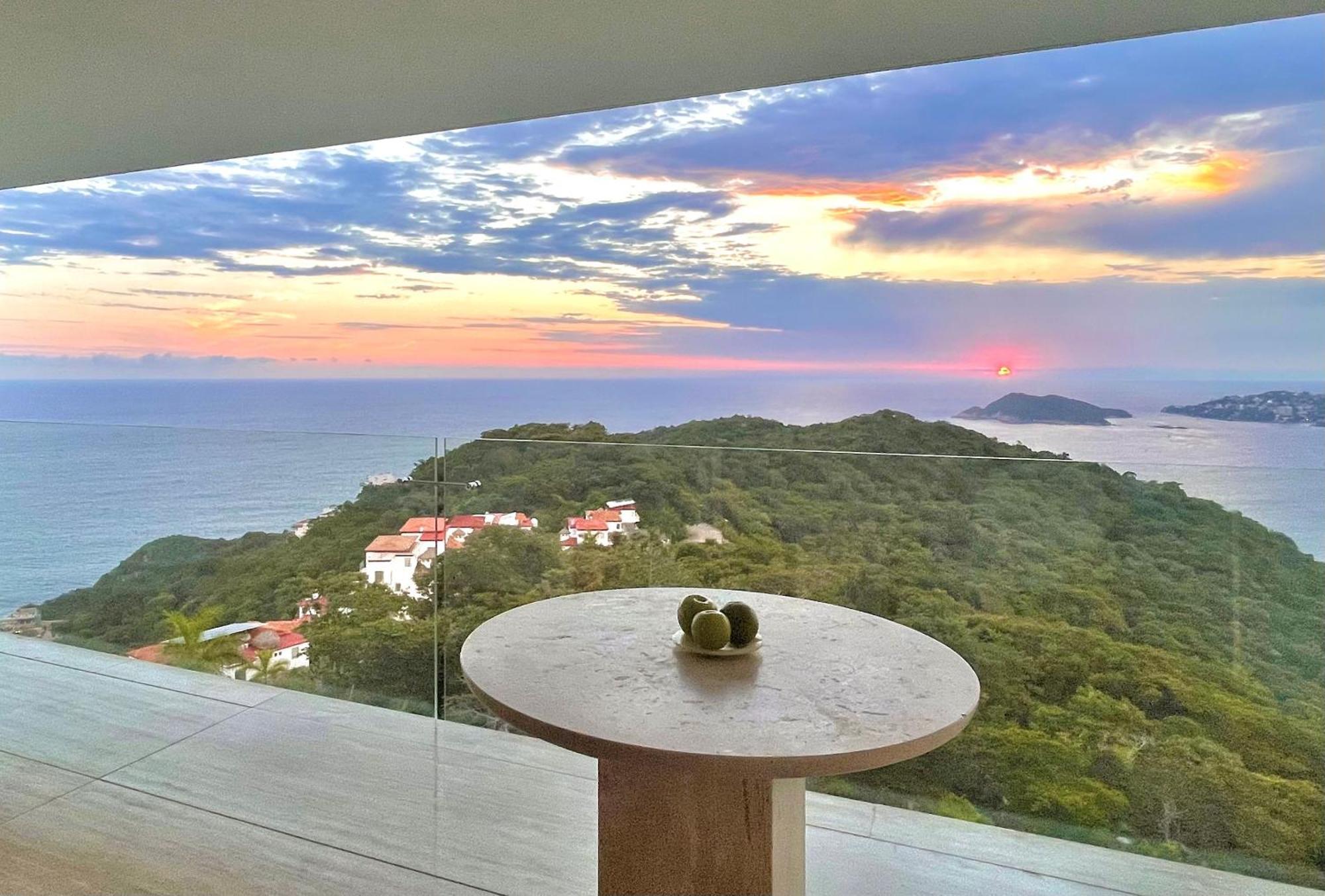 Encanto Acapulco Exterior photo